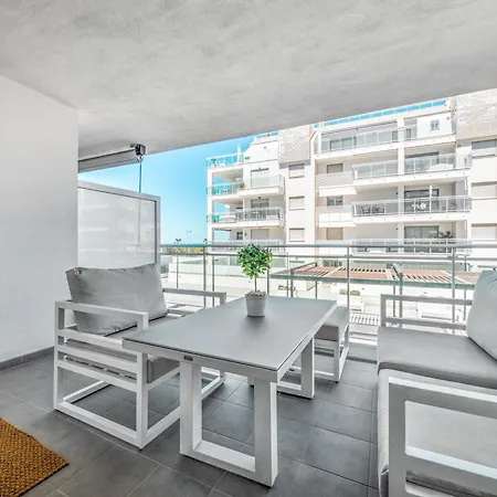 Apartment Beachfront With Balcony In Costa Torrox